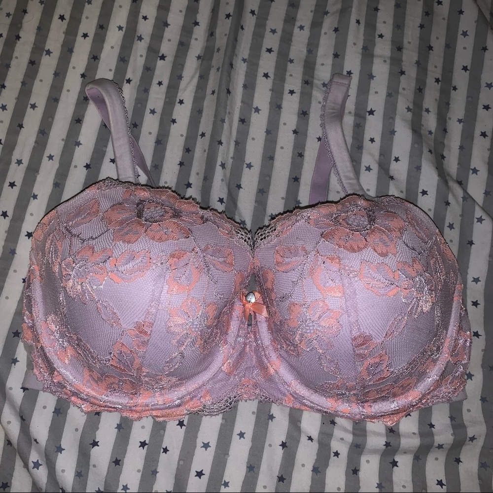 Victoria’s Secret Lilac Lace Bra - 38DDD